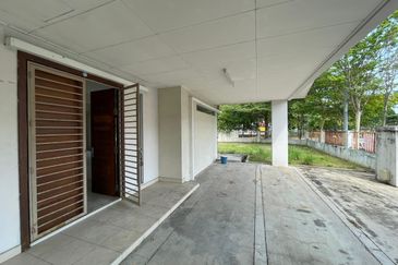 Corner Bungalow with Huge Land! Bandar Botanic, Klang