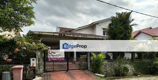 A Beautiful Renovated Double Storey Bungalow  For Sale In Kampung Tunku Petaling Jaya Selangor. Spacious Living, Dining , Freehold & Open To All., Selangor, Petaling Jaya