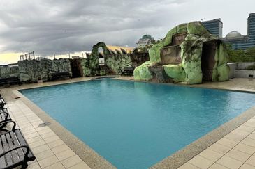 Hotel for sale in Kuching!