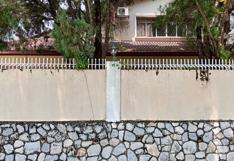 Double Storey Bungalow For Sale At SS1 Petaling Jaya Selangor.