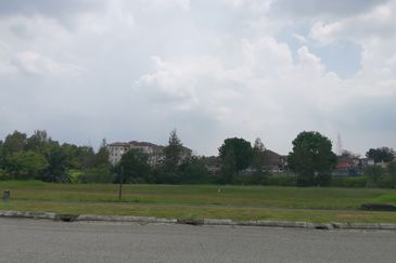 Perdana Lakeview West