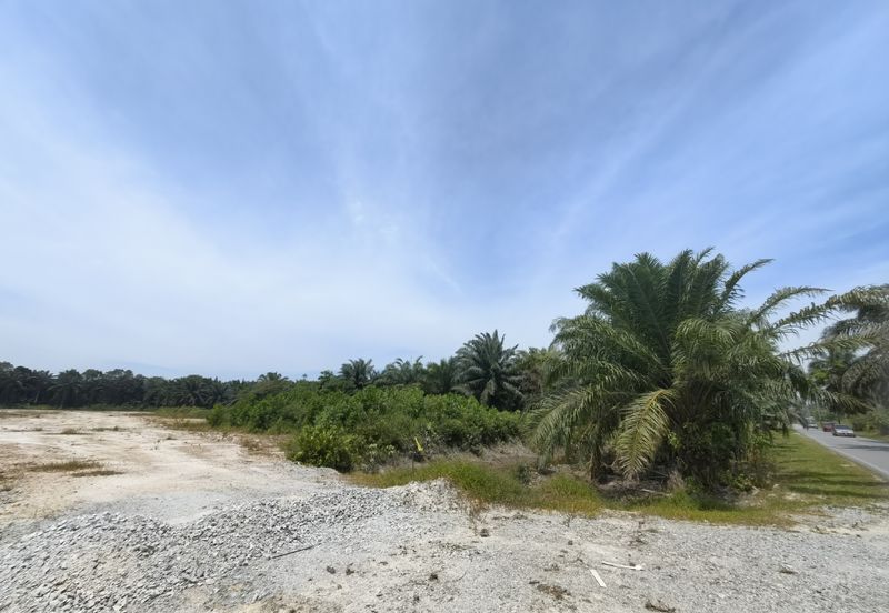 4  acres Industrial Zone Freehold Land For Sale @ Jenjarom Town, Banting