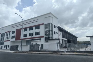 Jalan Bukit Kemuning