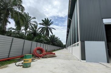 Kawasan Perusahaan Telok Mengkuang