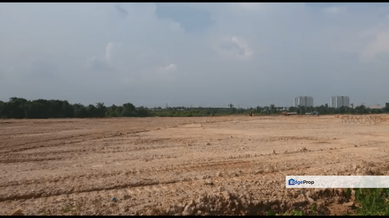 2 acre Industrial Flat land , Freehold Rm 147psft for Sale Call for