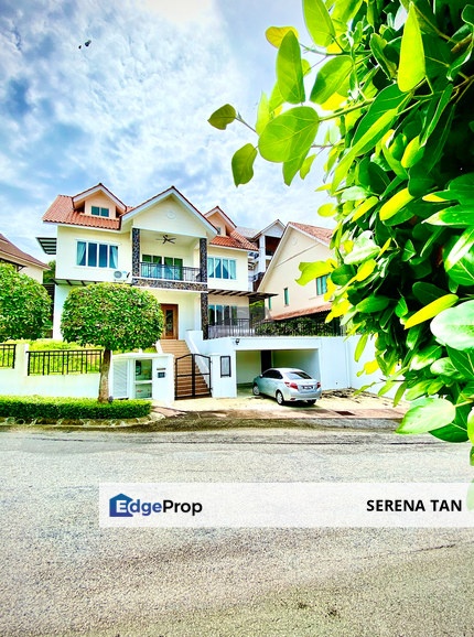 Double-Storey Bungalow at the Hilltop Villas , Penang, Batu Ferringhi