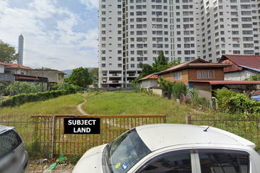 A First-Grade Freehold Land on Lebuh Nambya in George Town (Lot 128).