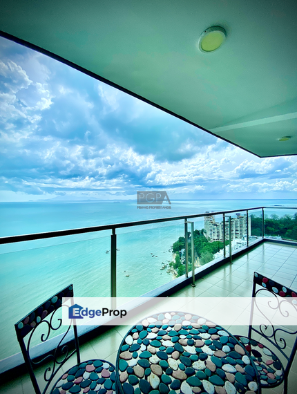 10 Island Resort Condominium in Batu Ferringhi., Penang, Batu Ferringhi