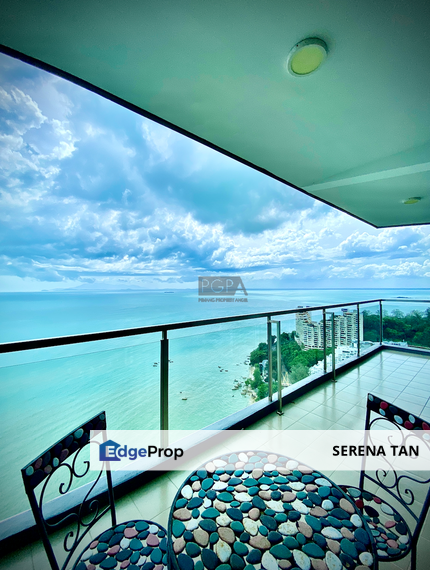 10 Island Resort Condominium in Batu Ferringhi., Penang, Batu Ferringhi