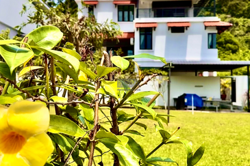 Persiaran Sungai Emas