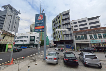 A CORNER 6-Storey Hostel Building at Argyll Road and Transfer Road Junction in George Town.