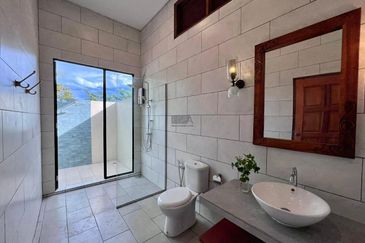 A Stunning Pool-Villa in Tasik Anak, Langkawi.