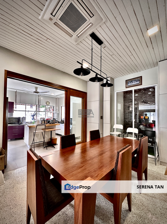 A Single-Storey Bungalow in Jesselton Heights., Penang, Georgetown