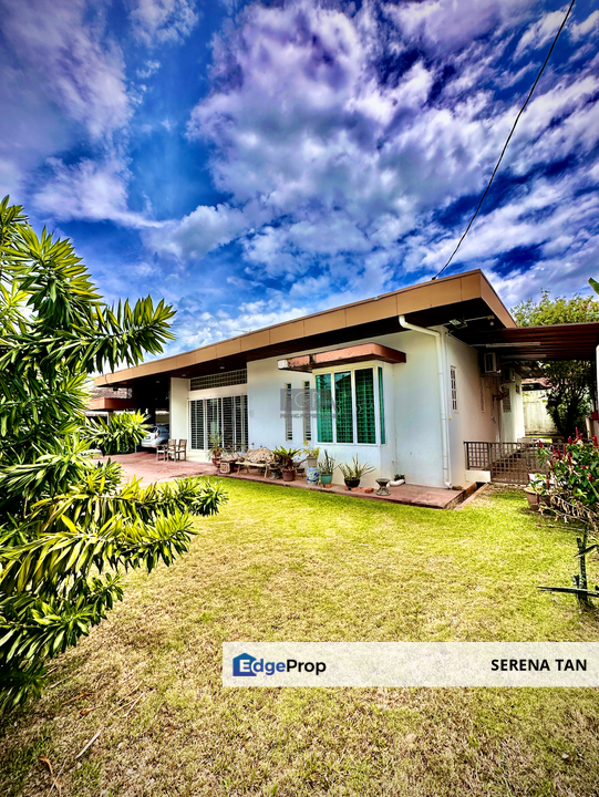 A Single-Storey Bungalow in Jesselton Heights., Penang, Georgetown