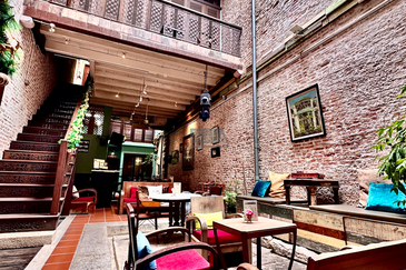 Exclusive: Heritage Boutique Hotel on Love Lane.