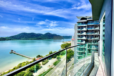 QuayWest Residence
