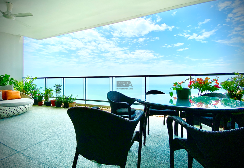 Infinity Beachfront Super Condominium