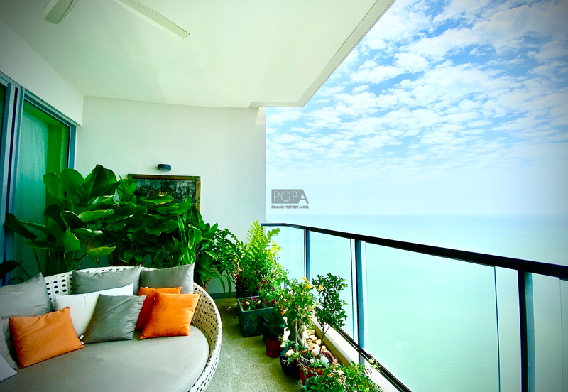 Infinity Beachfront Super Condominium