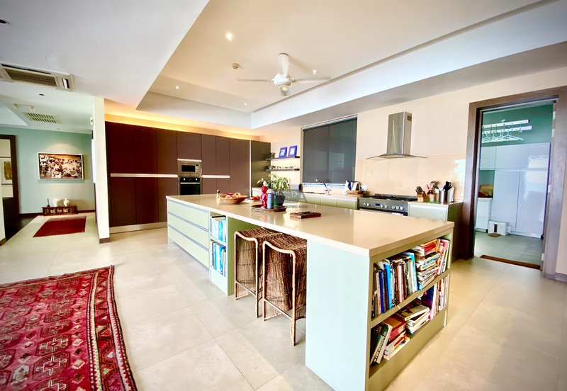 Infinity Beachfront Super Condominium