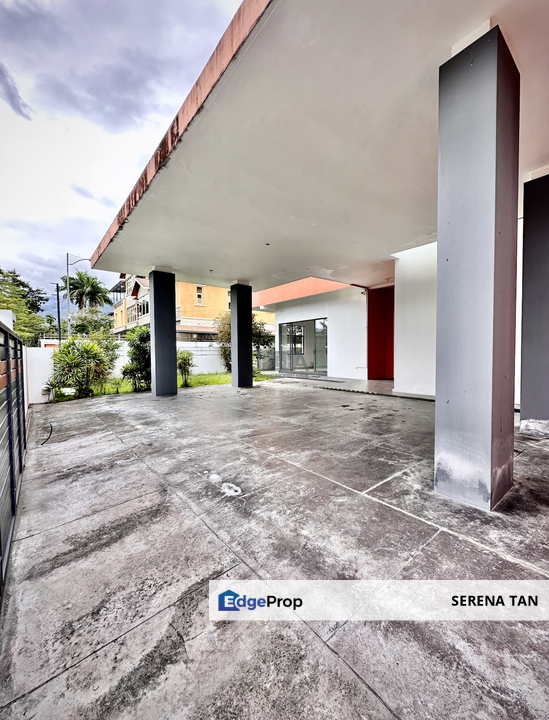 Three-Storey Bungalow on Jalan York in George Town., Penang, Georgetown