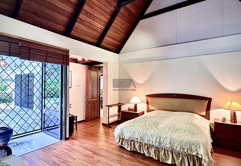 Exquisite 2.7-acre Coastal Estate Offering Breathtaking Seaviews in Gertak Sanggul.