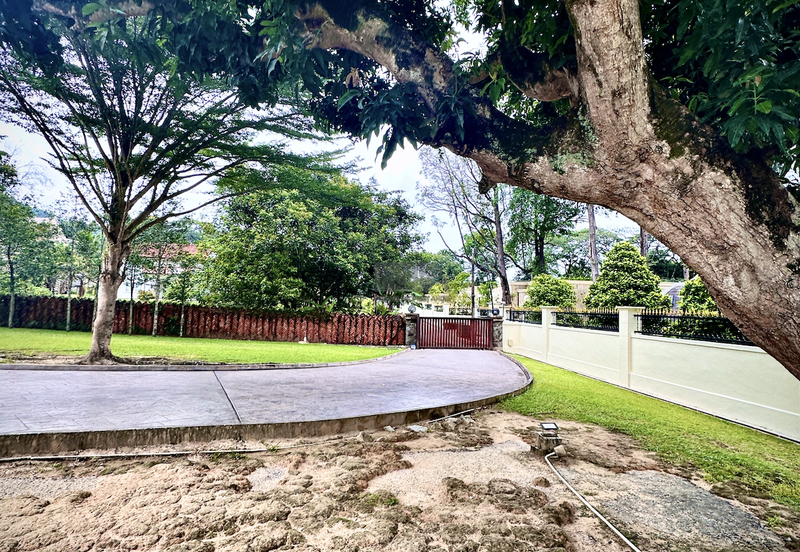 Double-Storey Bungalow with Turf Club View in Jesselton Heights.