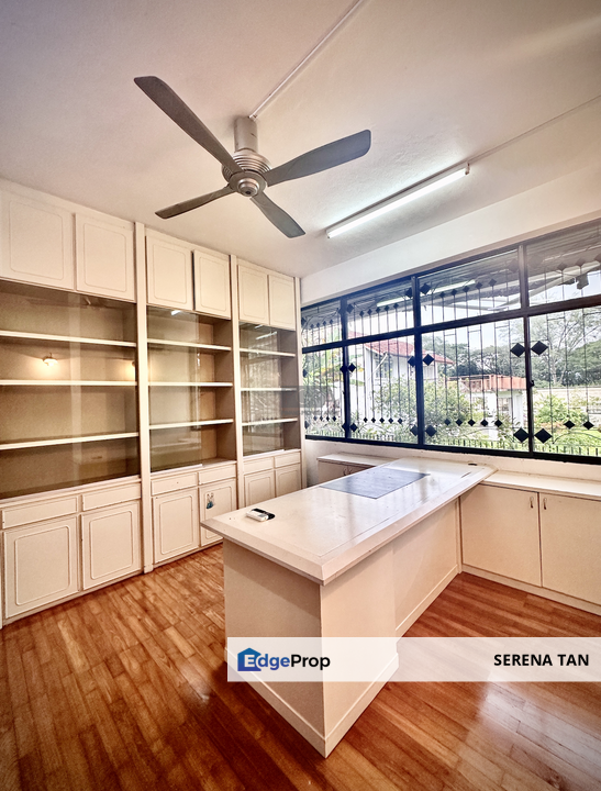 Charming 3½-Storey Bungalow in Jesselton Heights Cul-De-Sac., Penang, Georgetown