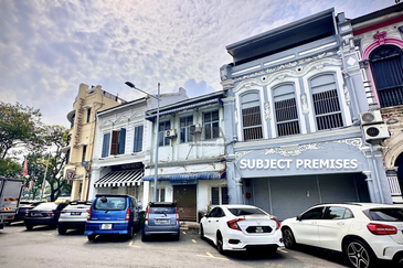 LEBUH PENANG