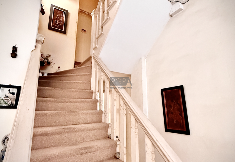 Charming Corner Terraced House with Park View in Pulau Tikus.