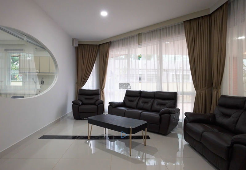 Five Luxurious Adjoining Bungalows in Prime George Town.