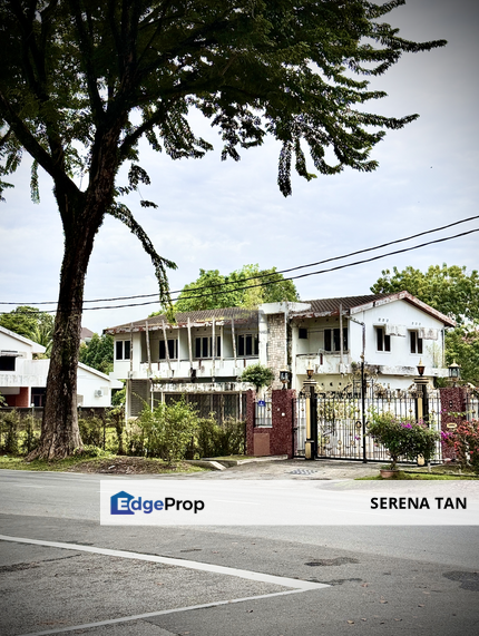 Double-Storey Bungalow with Expansive Land on York Road, George Town., Penang, Georgetown