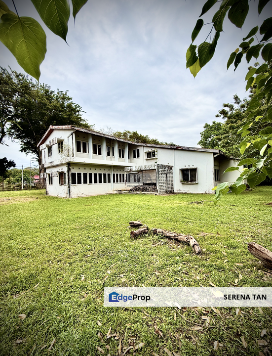 Double-Storey Bungalow with Expansive Land on York Road, George Town., Penang, Georgetown