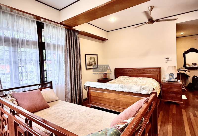 Corner Three-Storey Bungalow in Tanjung Bungah Hillside.