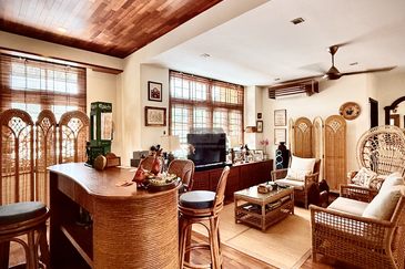 Corner Three-Storey Bungalow in Tanjung Bungah Hillside.