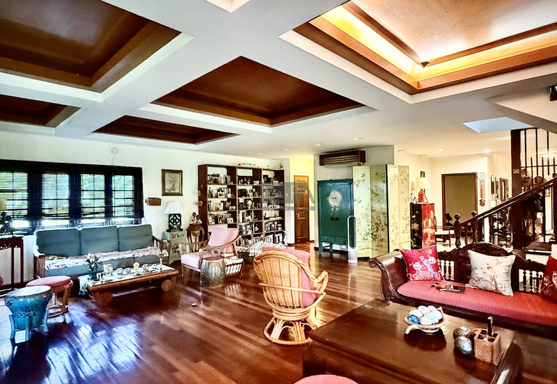 Corner Three-Storey Bungalow in Tanjung Bungah Hillside.