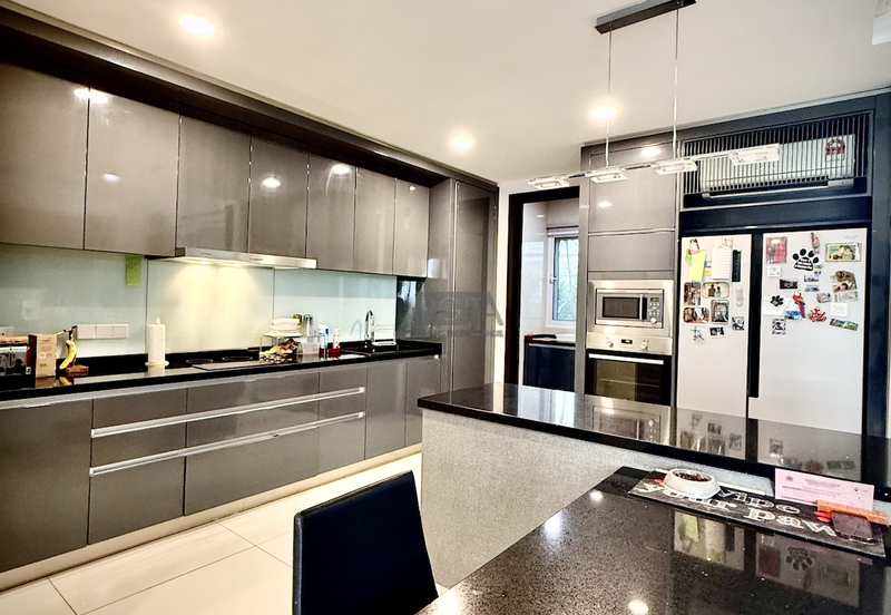 Andorra Pool House in Seri Tanjung Pinang.