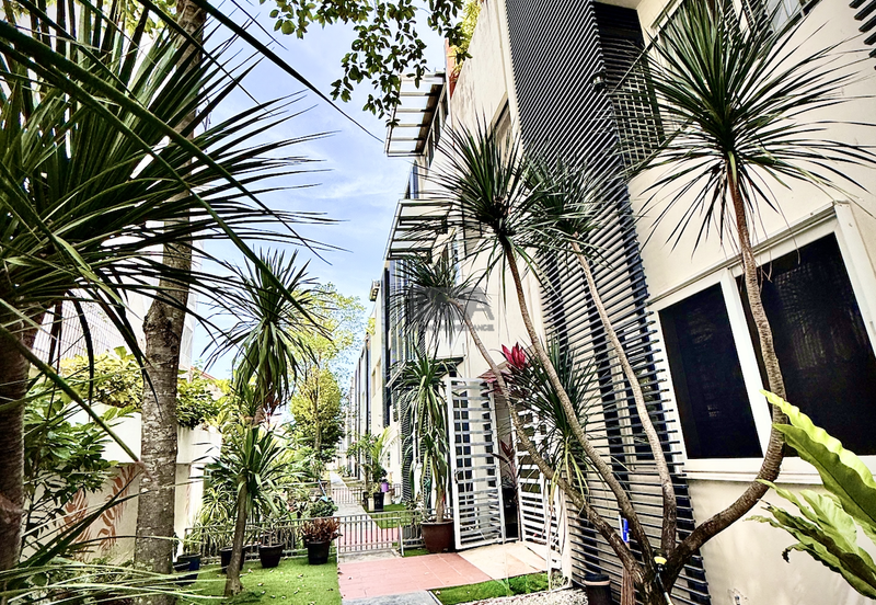 Andorra Pool House in Seri Tanjung Pinang.