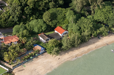 Rare Beachfront Bungalow in Batu Ferringhi – A Hidden Gem with Limitless Potential.