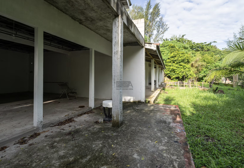 Rare Beachfront Bungalow in Batu Ferringhi – A Hidden Gem with Limitless Potential.