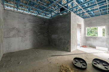 Rare Beachfront Bungalow in Batu Ferringhi – A Hidden Gem with Limitless Potential.