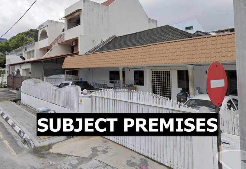 Rare Extra-Long Single Storey Terrace in Prime Pulau Tikus Location.