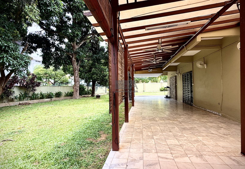 Double-Storey Bungalow on Expansive Land in Pulau Tikus.