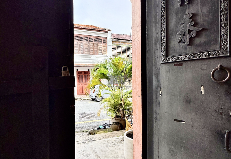 EXCLUSIVE | 2½-Storey Heritage Shophouse on Carnarvon Lane, George Town (UNESCO Buffer Zone).
