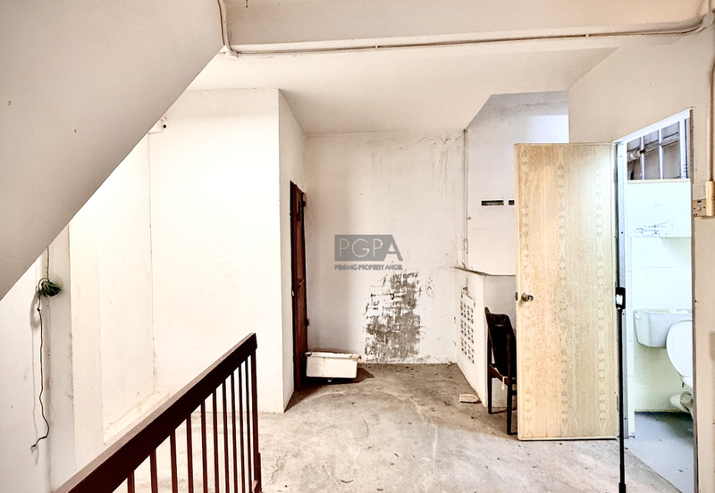 EXCLUSIVE | 2½-Storey Heritage Shophouse on Carnarvon Lane, George Town (UNESCO Buffer Zone).