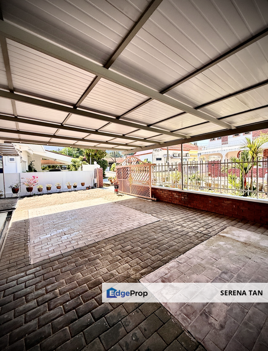 Charming Semi-Detached House in Quiet Cul-de-Sac near Fettes Park, Tanjong Tokong., Penang, Tanjung Tokong