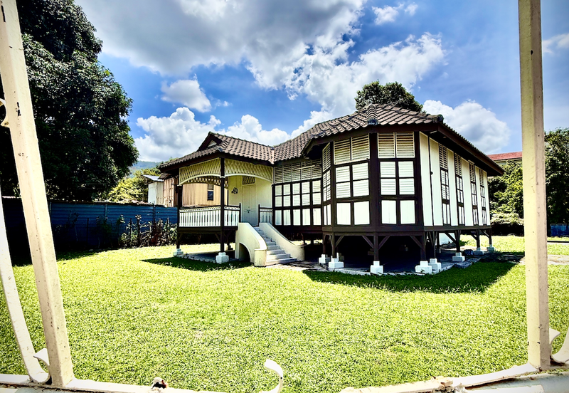 Charming Corner Village House on Expansive Freehold Land | Air Itam.