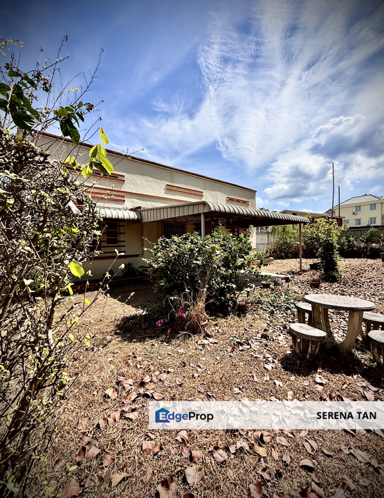 Single-Storey Bungalow on Large Land – Prime Pulau Tikus., Penang, Georgetown