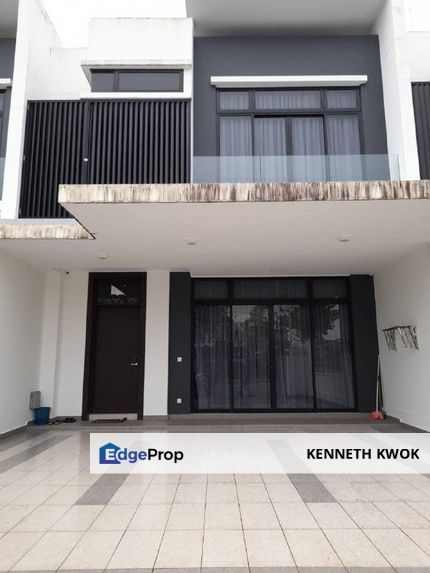 MOVE IN CONDITION WITH FULLY FURNISHED CENTRALLY LOCATED , Johor, Horizon Hills