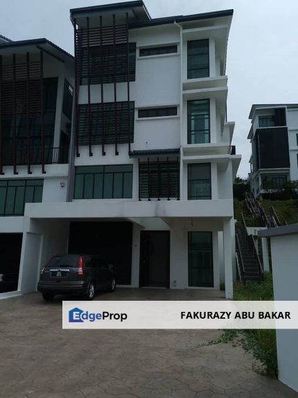 3.5 Storey Semi- D  Kingsley Hills, Putra Heights , Selangor, Putra Heights