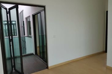 3.5 Storey Semi- D  Kingsley Hills, Putra Heights 